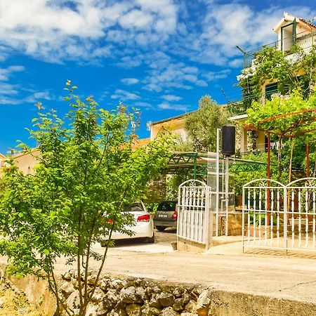Apartments Zoricic Zaboric Exterior photo