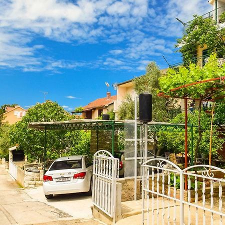 Apartments Zoricic Zaboric Exterior photo