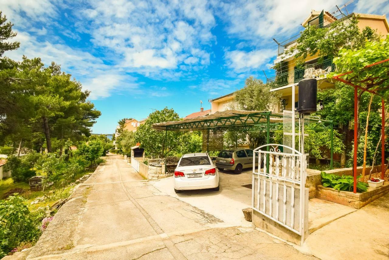 Apartments Zoricic Zaboric Exterior photo